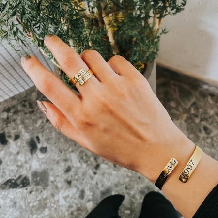 اسوارة وخاتم بالاسم متجر عهود