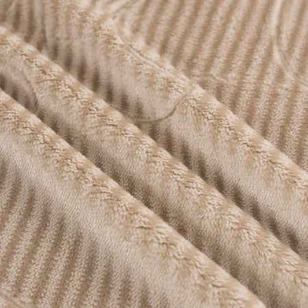 مفرش شتوي مفرد ونص مخمل 4 قطع - سوفت- بيج