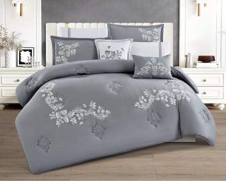 مفرش عنود مفرد ونص مطرز— فاخر (5 قطع