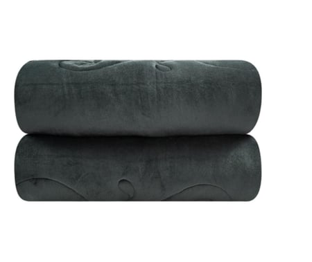 مفرش شتوي مزدوج مخمل فرو 7قطع - أونيكس