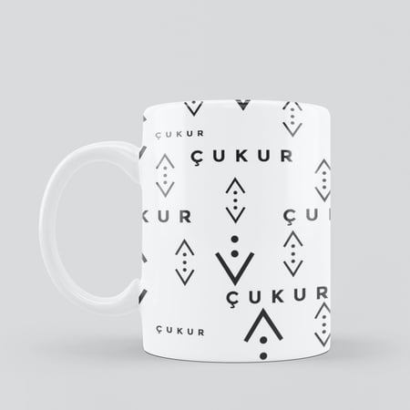 كوب سيراميك | مقاس 11 اونصه | بطبعة مسلسل الحفرة