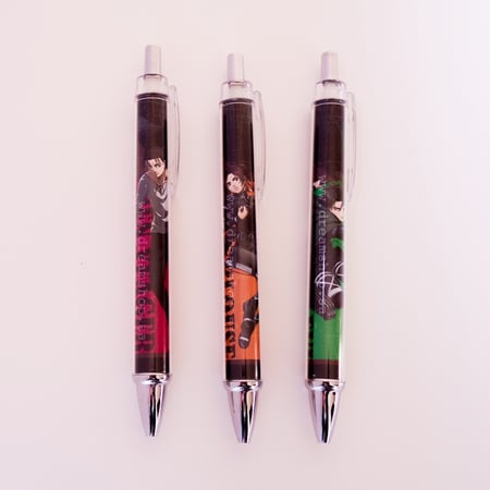 اقلام Attack on Titan