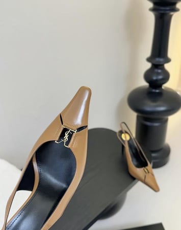 حذا ء كعب ايفسالوران