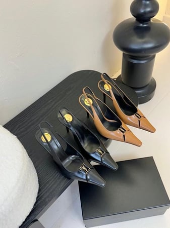 احذية ايفسالوران