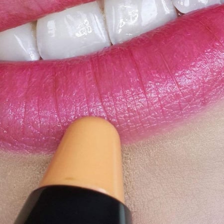 مود ماتشر تويست روج شفاه سحري لون برتقالي