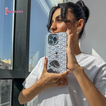 جرابات ايفون 13