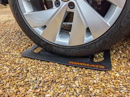 رافع الكفرات لتنظيف والتلميع الأحترافي تلميع الكفرات تنظيف الكفرات