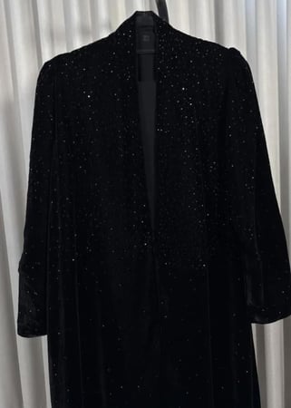 عباية ليالي المخمل المرصّع