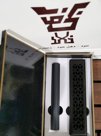 صندوق أسود أو بني مبخرة الكمبودي + الأعواد