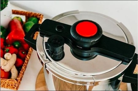 قدر الضغط STARTWIST الرائع والأنيق من شركة سيلامبوس