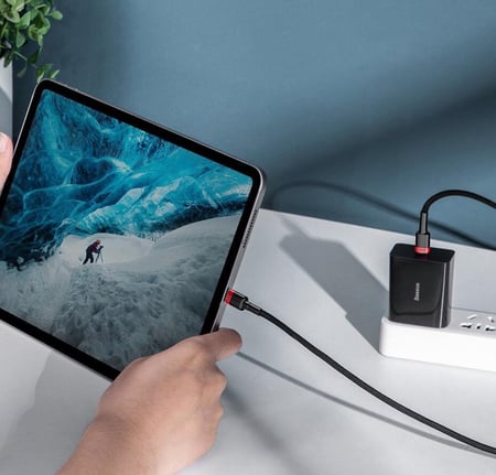 كيبل تايب سي الى تايب سي اسود 1متر ماركة Baseus