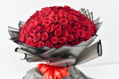 بوكيه روز أحمر VIP