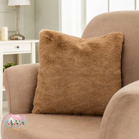 كوشن خدادية فرو ناعم بيج