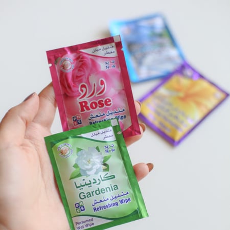 مناديل مبللة رائحة عطور فرنسية 48 ظرف