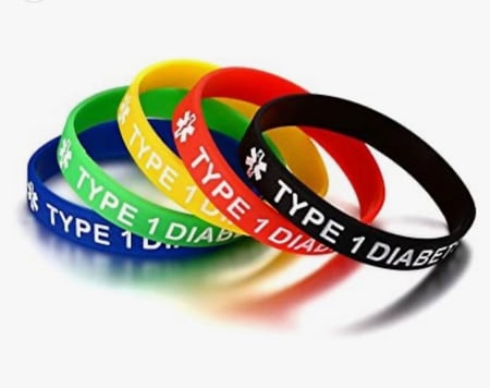 أساور سليكون القطعه