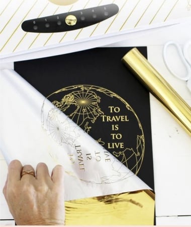 طريقة تذهيب كروت الدعوة باستخدام الفويل الحراري وجهاز التغليف المنزلي