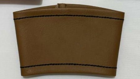 مسكة جلد للوقاية من حرارة الأكواب - طباعة فينيل ( لا يطبع سبلميشن )