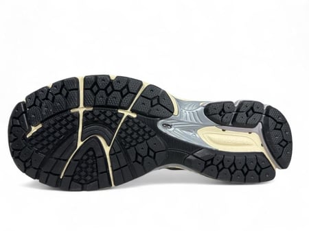 نيوبالانس سيلفر 1906