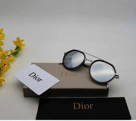 نظارة ديور فضي كامل