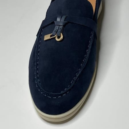 Loro piana woman