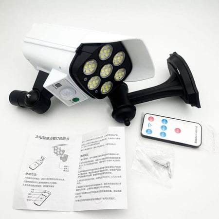 كاميرا وهمية مع مستشعر حركة تعمل بالطاقة الشمسية