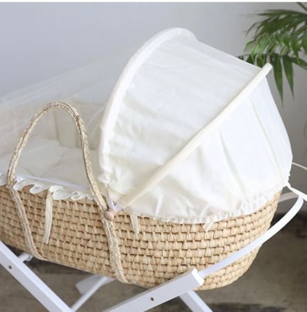 سرير أطفال سله مؤسى كلفه