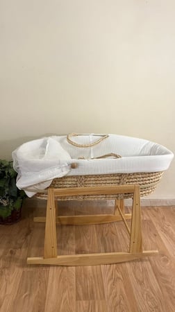 سرير طفل سله موسى + القاعده