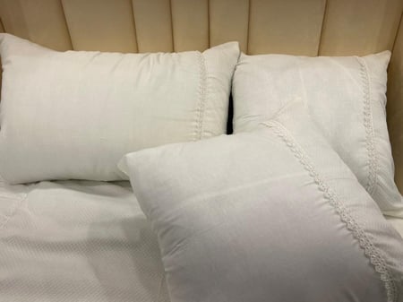 طقم مفرش نفاس قطن كتان مع سرير البيبي