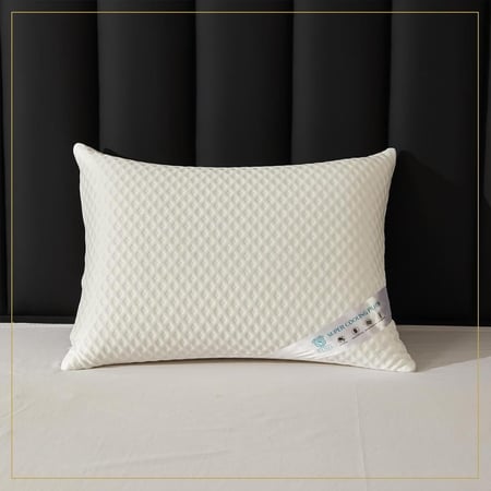 مخدة ميموري فوم طبية بطبقتين – دعم مثالي وراحة متوازنة