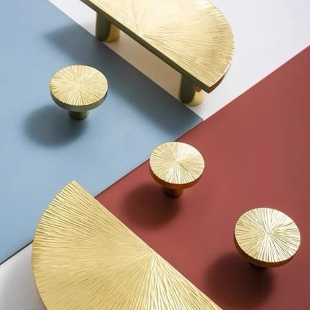 مسكه دولاب او درج دائريه