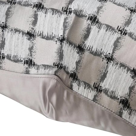 غطاء وساده فضي