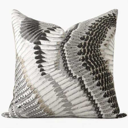 خداديه رمادي برسمه ريش طاووس