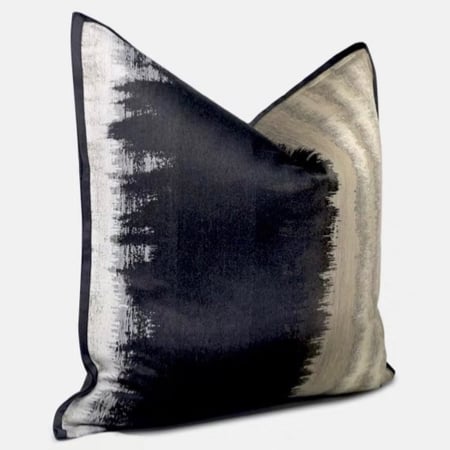 غطاء وسادة مودرن بيج و اسود