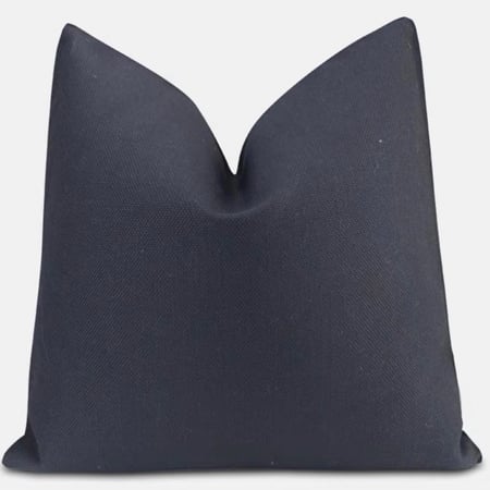 غطاء وساده انيق بقصه مودرن اسود ورمادي