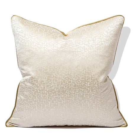 غطاء وسادة اوف وايت