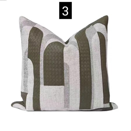 مجموعة انيقه من اغطية الوسائد زيتي