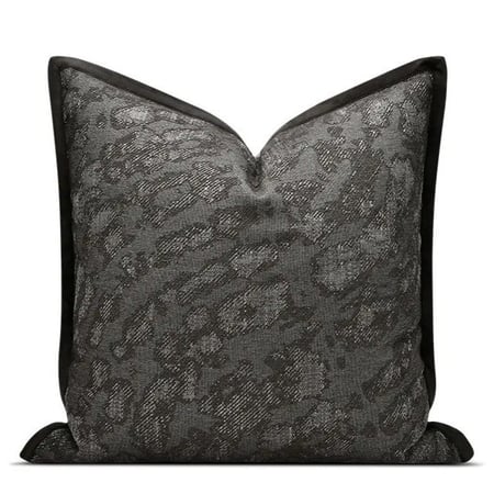 غطاء وسادة بتصميم مميز اسود وبني