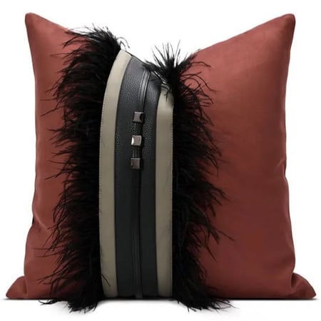 غطاء وسادة احمر بحزام انيق