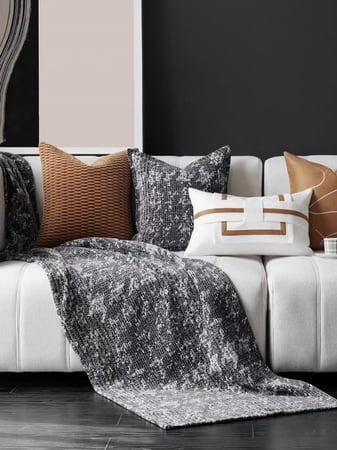 مجموعة مميزة من اغطية الوسائد باللون الاورنج - فانسي هوم