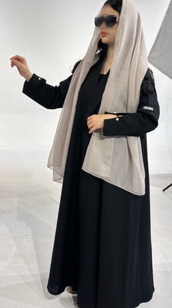 N24 عباية رسمية بقصة معطف (أسود)