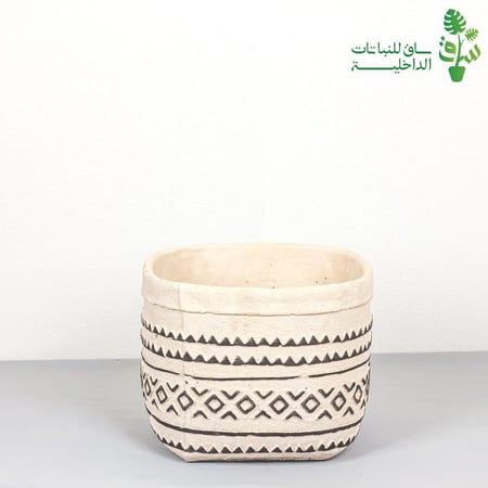 مركن خزف كبير مربع بنقوش مميزة