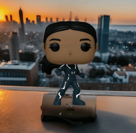 Funko Limited Edition Eve Kim 1970 Glow Tron Ares Limited Edition 3500 Pieces فونكو كيم فيلم ترون حصري جدا كمية محدودة عالميا
