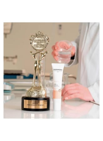 ديرمينا سينسلينا كريم ملطف للتهيّج – 40 مل