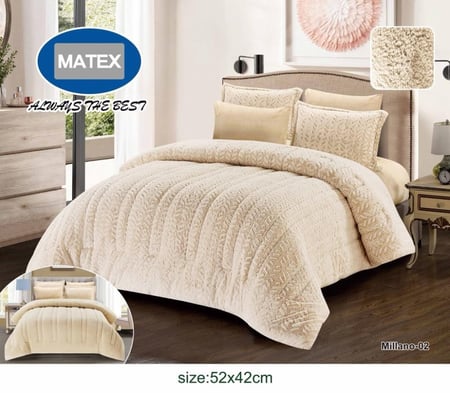 *عملائنا الكرام *توفر من جديد *الموديل الاكثر ُ طلباً بتصميم فريد *وبالوان مطلوبه * مفرش 6 قطع نفرين شتوي وجهين وجه مخمل وجه فرو 1 لحاف نفرين 220*240سم 1 شرشف مغاط 200*200 4كيس مخده 50*70سم