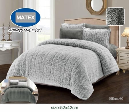 *عملائنا الكرام *توفر من جديد *الموديل الاكثر ُ طلباً بتصميم فريد *وبالوان مطلوبه * مفرش 6 قطع نفرين شتوي وجهين وجه مخمل وجه فرو 1 لحاف نفرين 220*240سم 1 شرشف مغاط 200*200 4كيس مخده 50*70سم