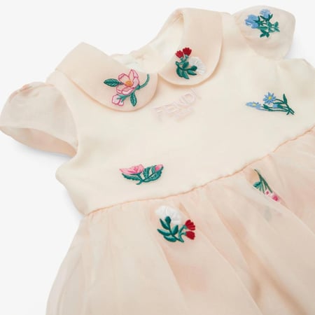 فستان وردي قماش اورقانزا وتطريز وردات وشعار فندي