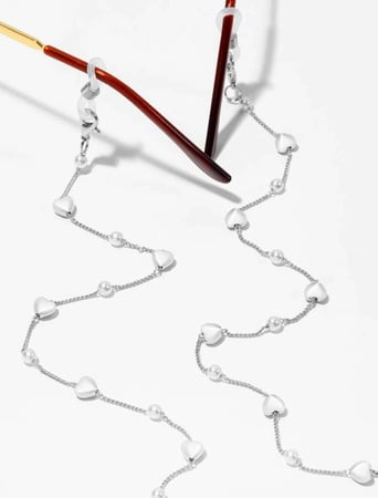 سلسلة نظارات فضية مزخرفة على شكل قلب 11845