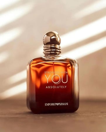 عطر سترونجر ويذ يو الرجالي ابسلوتلي بارفيوم 100 مل من ارماني