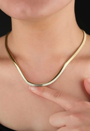 سلسلة كيلوبترا لون ذهبي.             MN-030