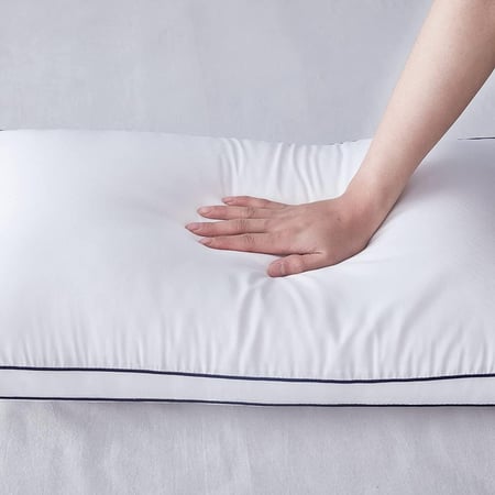 مخدة مايكروفايبر فندقية 1200 عدد 4 حبات